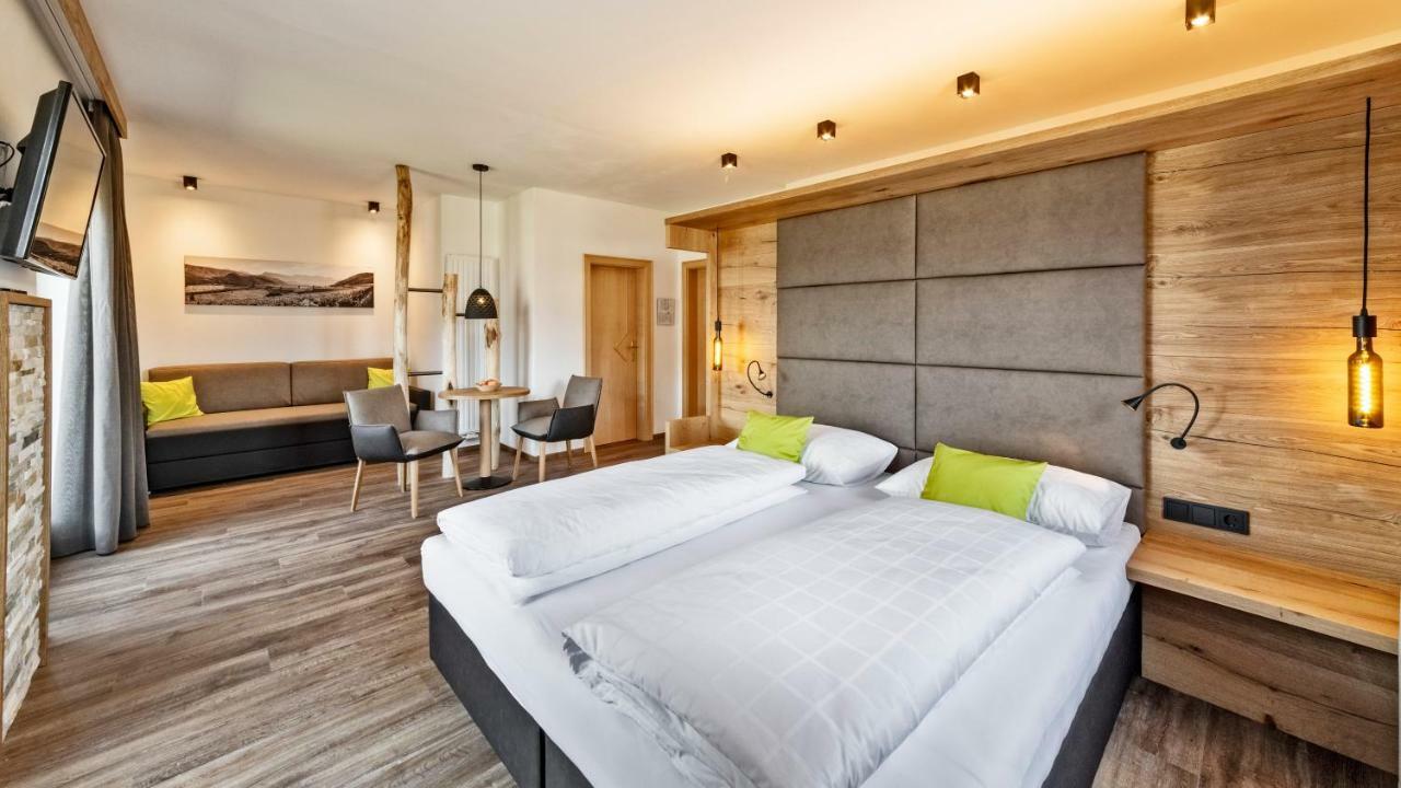 Hotel Garni Sonngart Андриан Екстериор снимка
