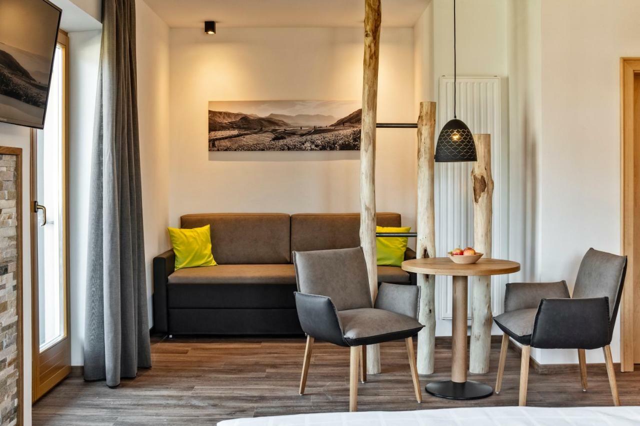 Hotel Garni Sonngart Андриан Екстериор снимка