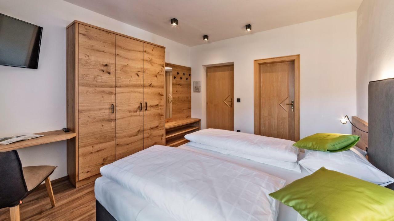 Hotel Garni Sonngart Андриан Екстериор снимка
