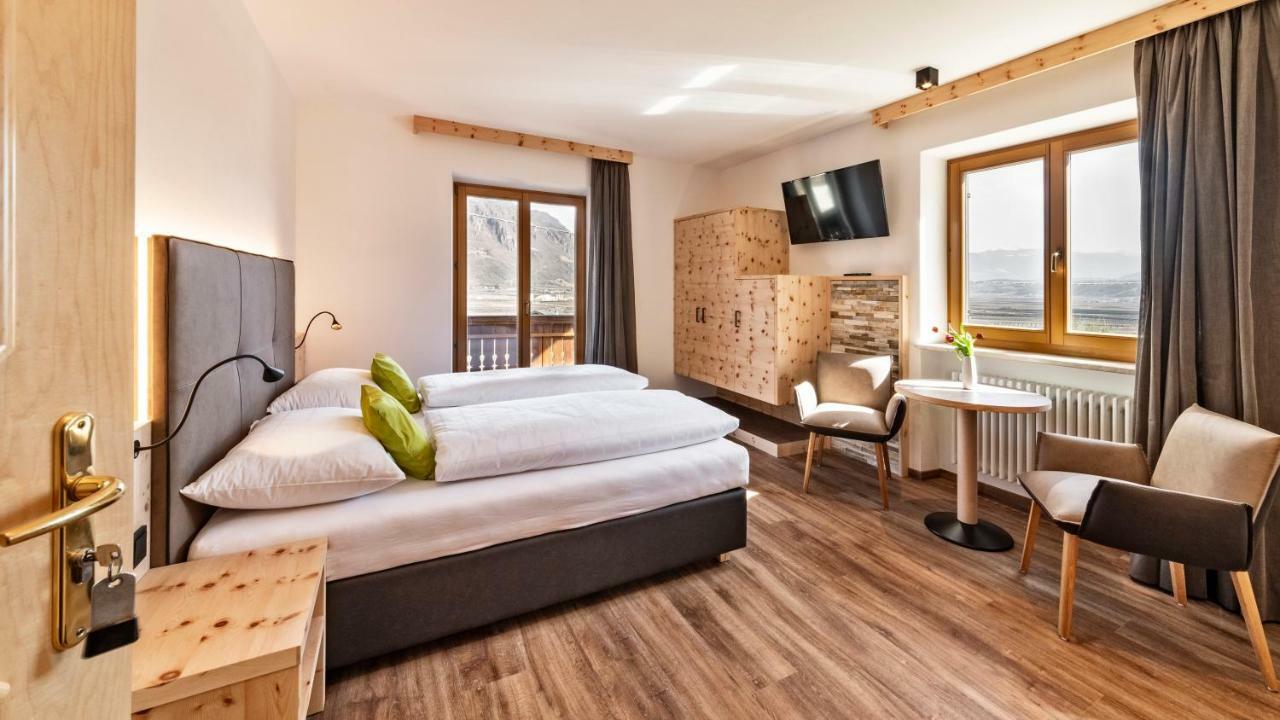 Hotel Garni Sonngart Андриан Екстериор снимка