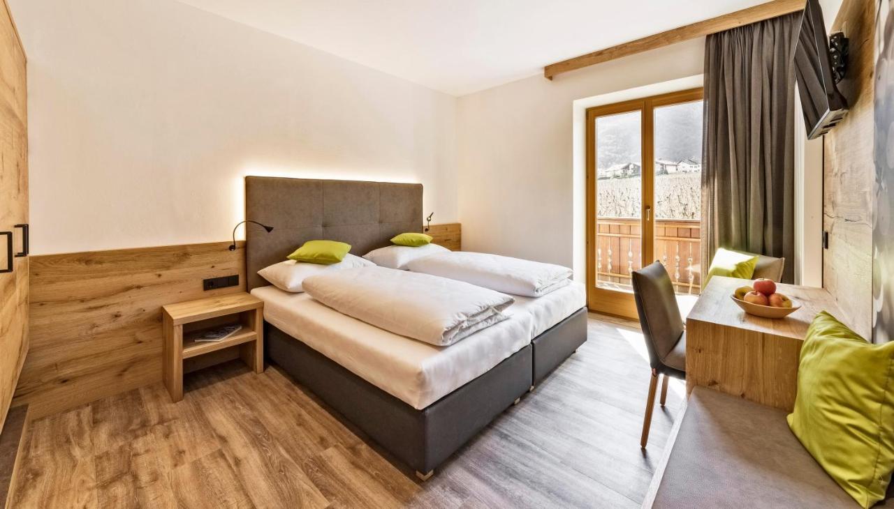 Hotel Garni Sonngart Андриан Екстериор снимка