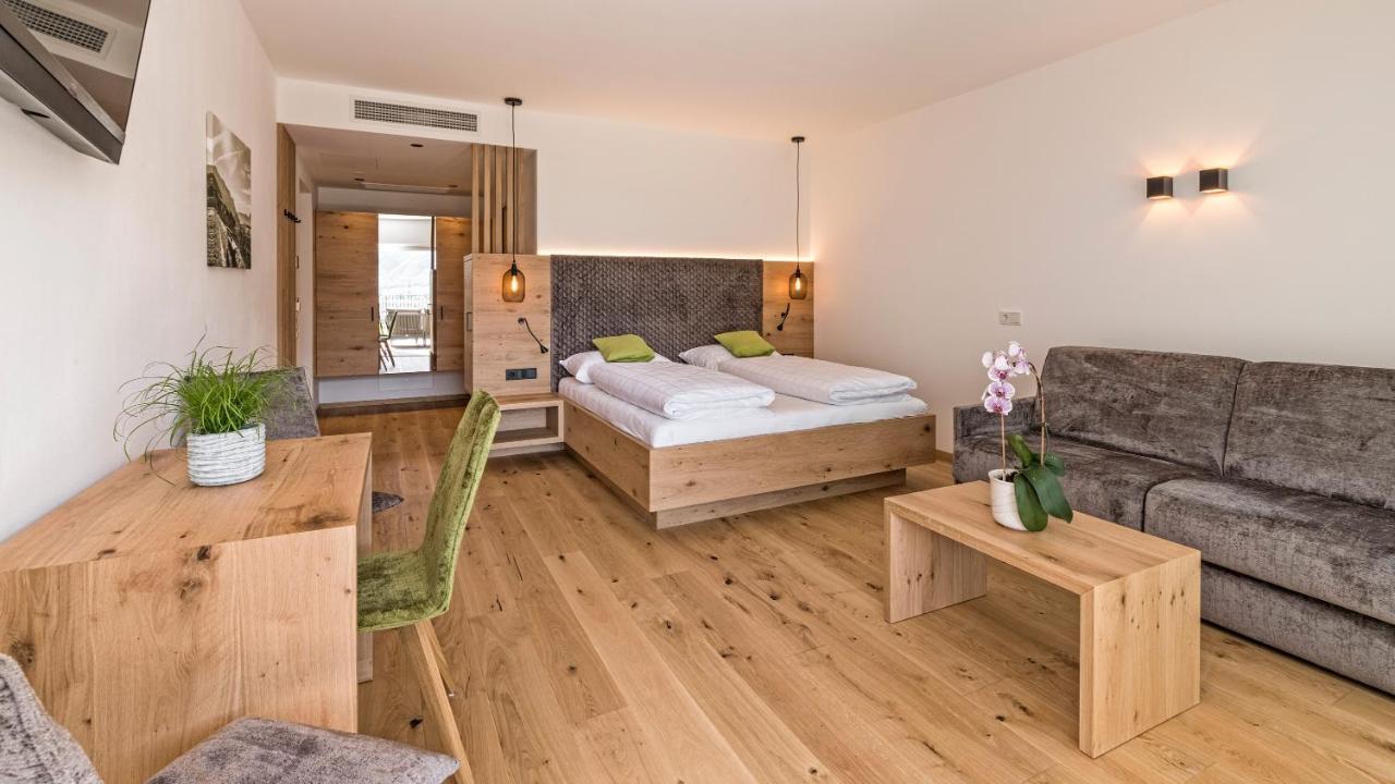Hotel Garni Sonngart Андриан Екстериор снимка